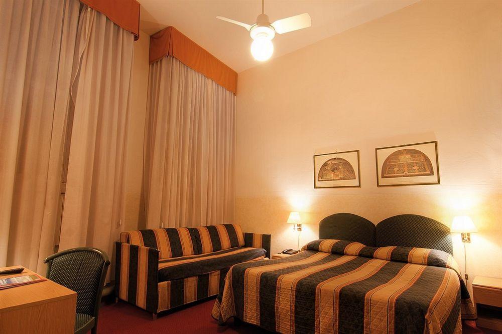 Hotel Centro Firenze Bagian luar foto