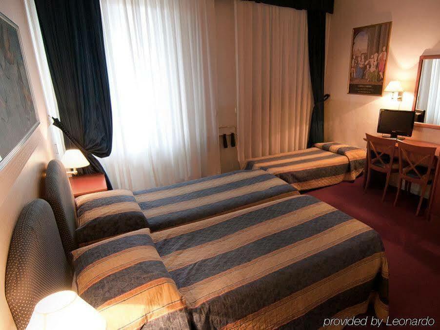 Hotel Centro Firenze Bagian luar foto
